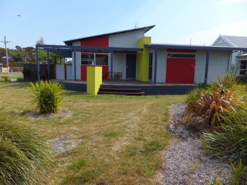 17 Jorgensen Street, Marlo VIC 3888