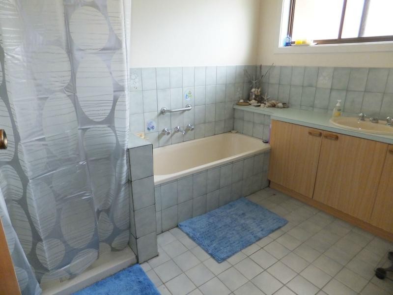 36 Riley Street, Bairnsdale VIC 3875