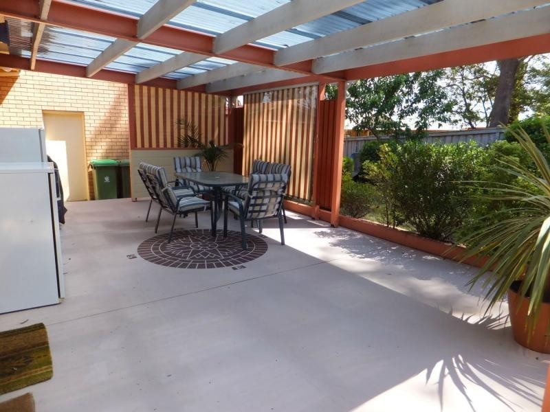 6 McMahons Road, Lakes Entrance VIC 3909