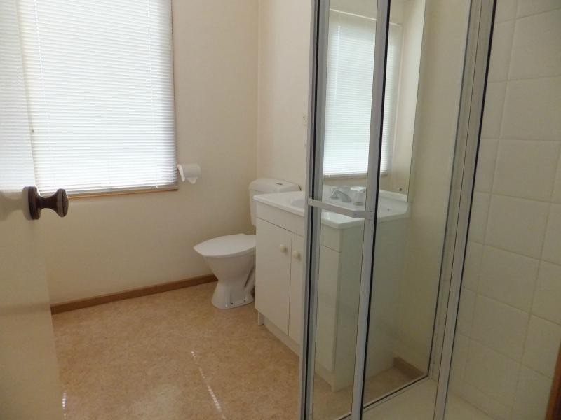 6 Hugh Court, Bairnsdale VIC 3875