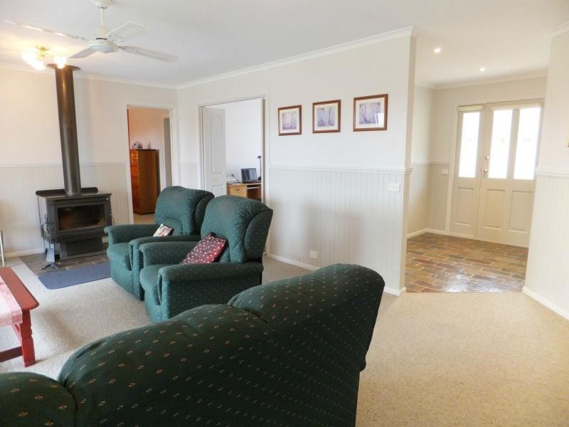 9 Newton Court, Nicholson VIC 3882