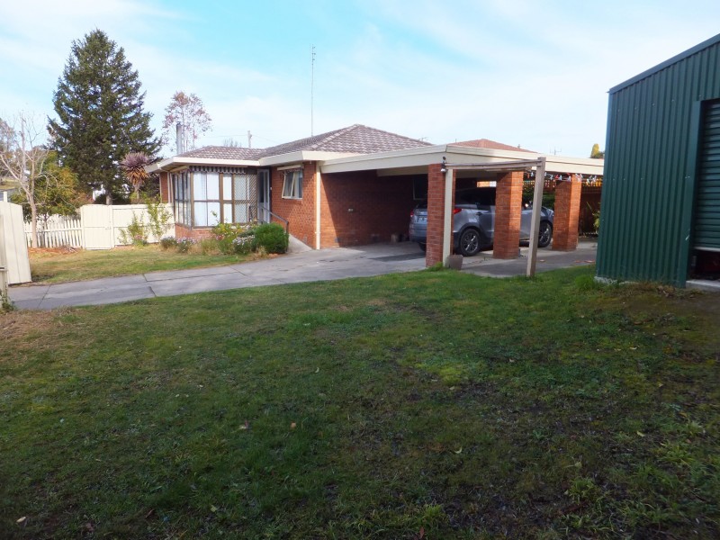 144 Moroney St, Bairnsdale VIC 3875