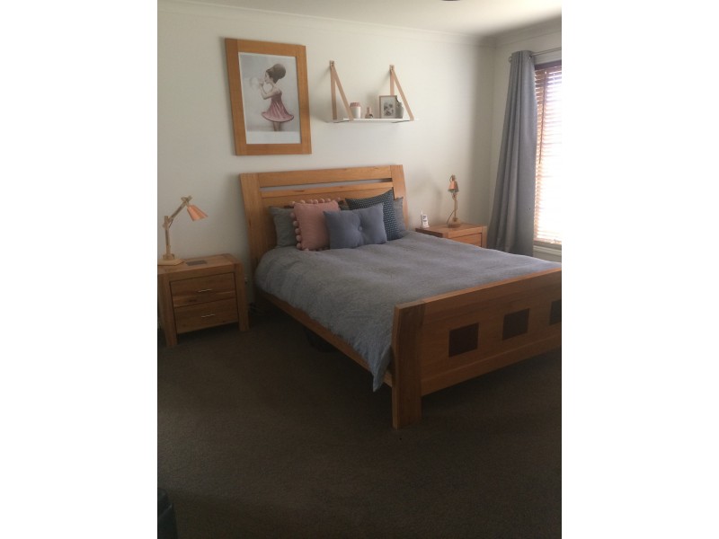 90 Gatehouse Dr, Bairnsdale VIC 3875