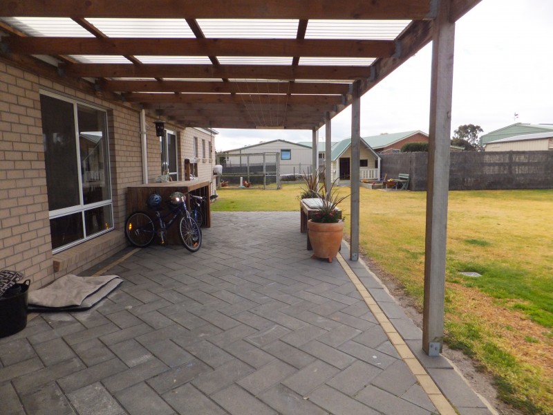 7 Lake Inlet Ave, Newlands Arm VIC 3875