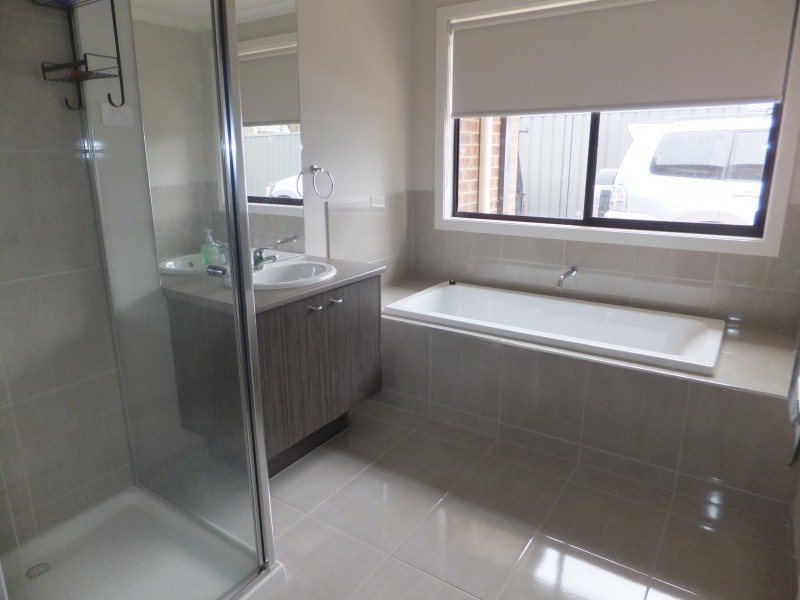 2 Monash Tce, Bairnsdale VIC 3875