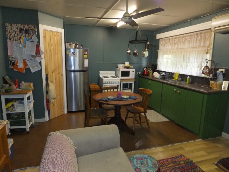 6 Donelly St, Bruthen VIC 3885