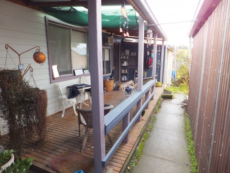 6 Donelly St, Bruthen VIC 3885