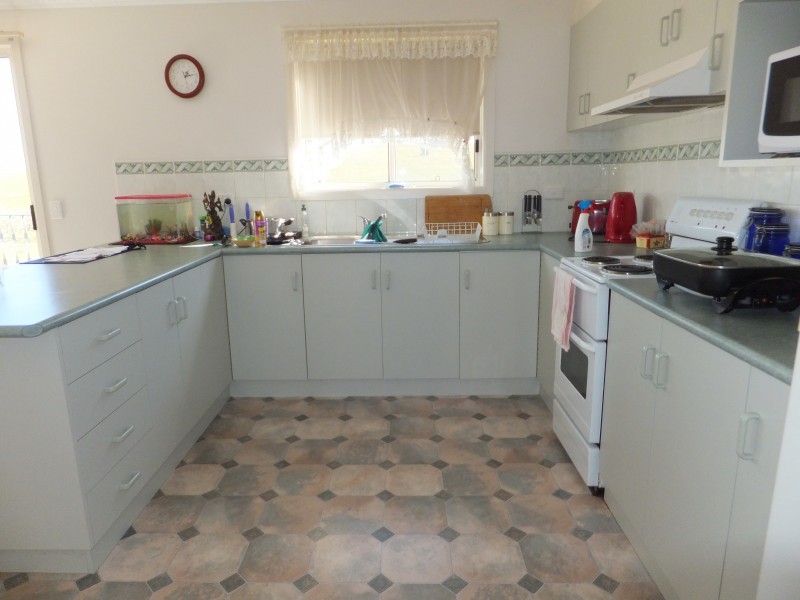 4/505 Great Alpine Rd, Sarsfield VIC 3875