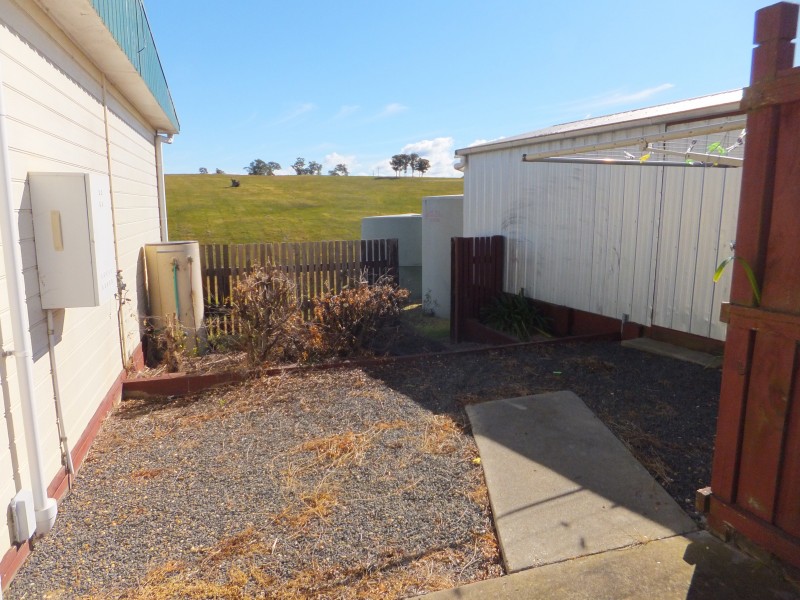 4/505 Great Alpine Rd, Sarsfield VIC 3875