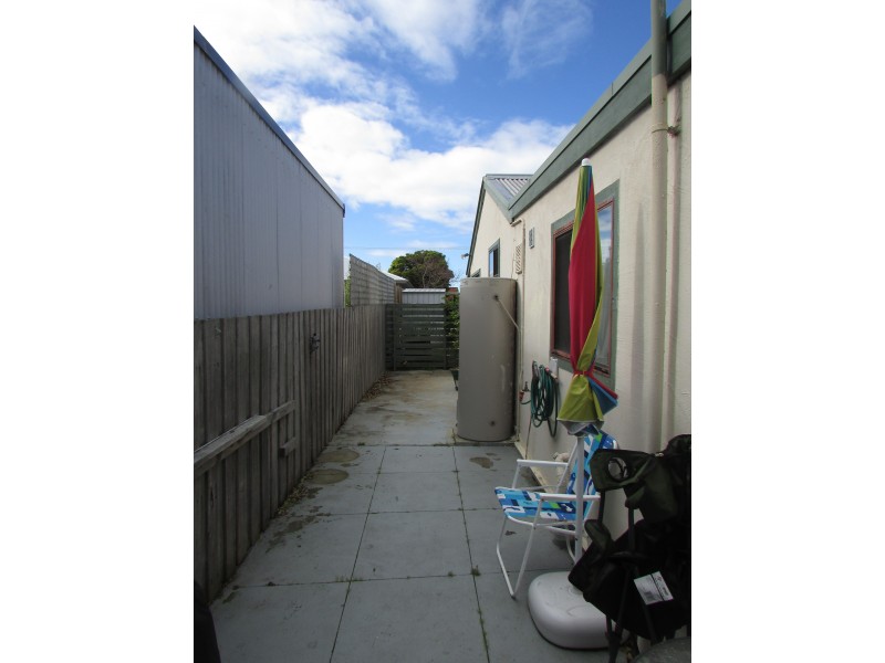 11/19 Toonalook Pde, Paynesville VIC 3880
