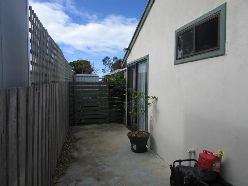 11/19 Toonalook Pde, Paynesville VIC 3880