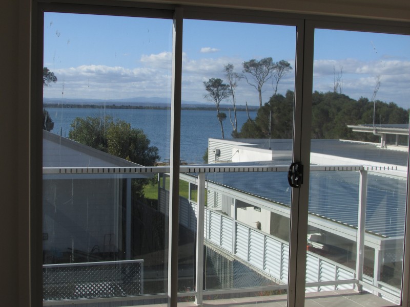 3/157 Bay Rd, Eagle Point VIC 3878