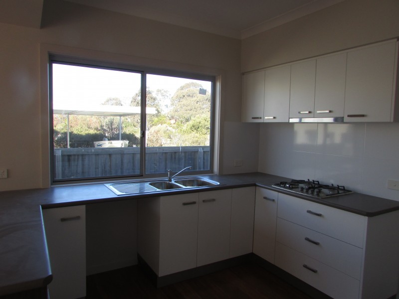 3/157 Bay Rd, Eagle Point VIC 3878