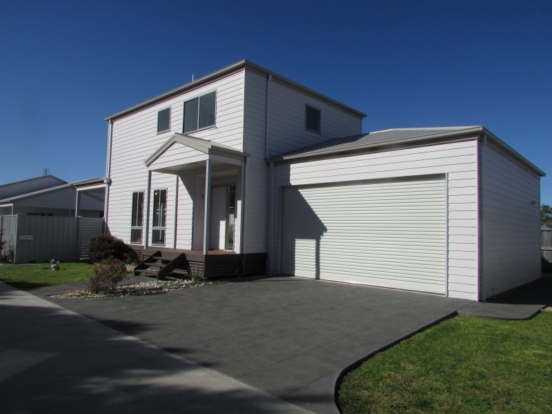 3/157 Bay Rd, Eagle Point VIC 3878