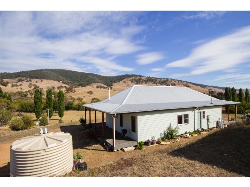 222 Omeo Hwy, Omeo VIC 3898