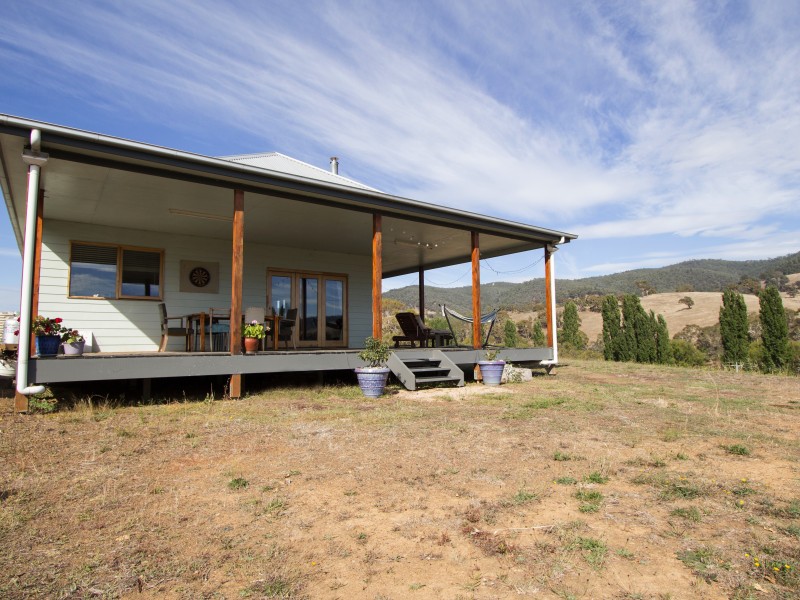 222 Omeo Hwy, Omeo VIC 3898