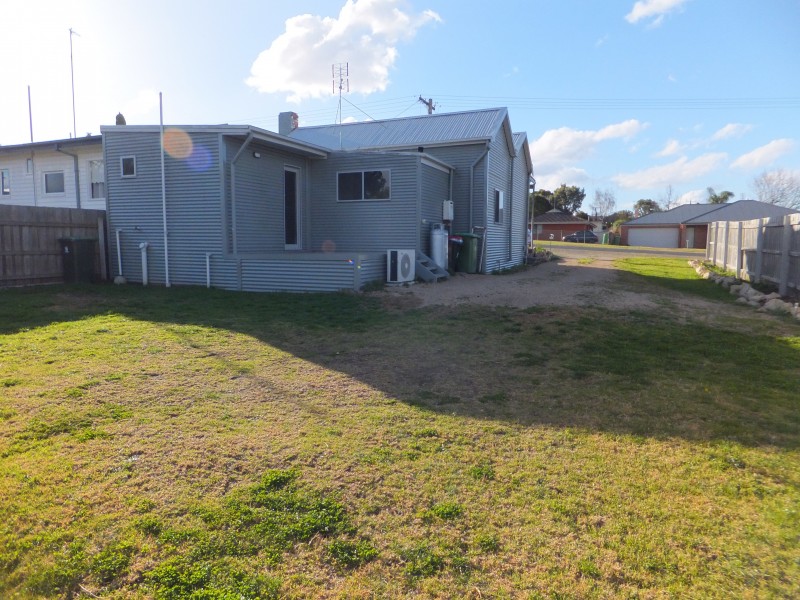 9B Moroney St, Bairnsdale VIC 3875