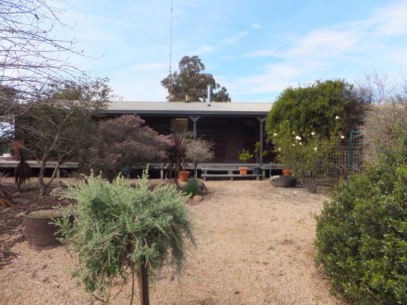 76 Eleven Mile Rd, Sarsfield VIC 3875