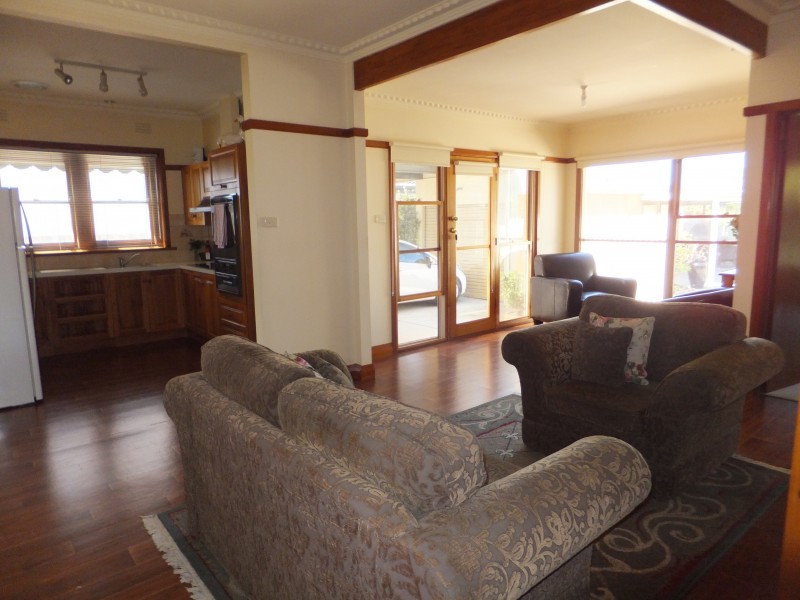 21 Moroney St, Bairnsdale VIC 3875
