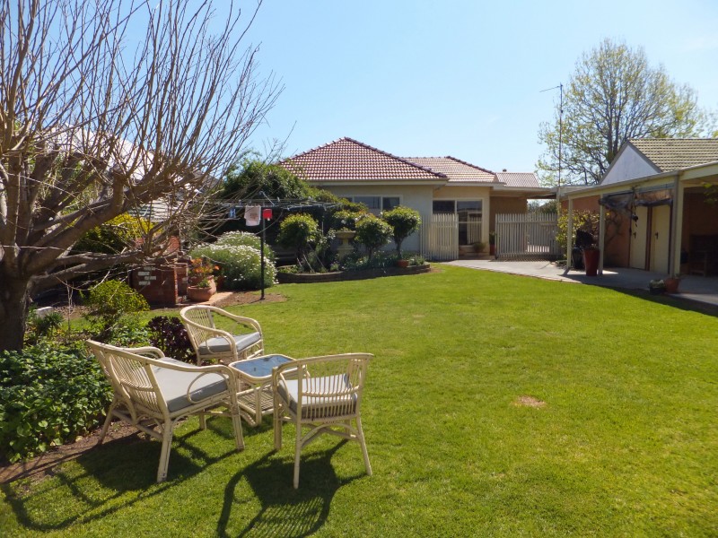 21 Moroney St, Bairnsdale VIC 3875