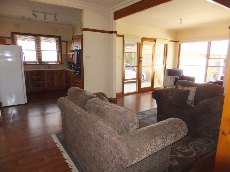 21 Moroney St, Bairnsdale VIC 3875