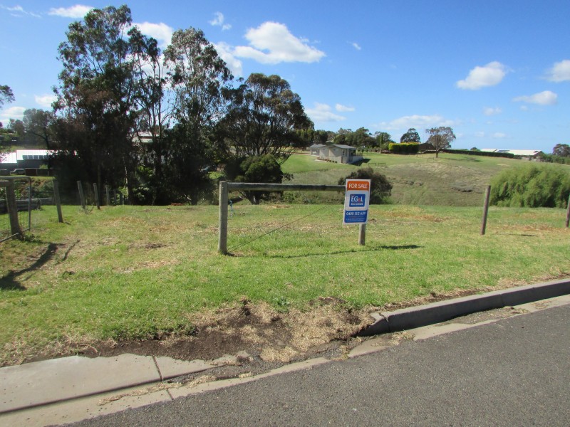 75 Tierney Street, Bairnsdale VIC 3875