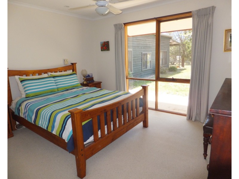 155 Kemptons Road, Lindenow South VIC 3875