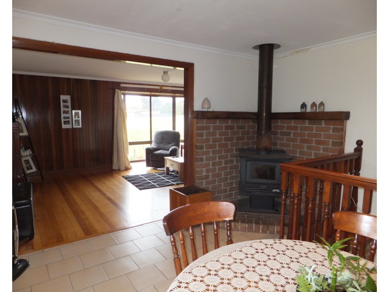 19-21 Johnston St, Orbost VIC 3888