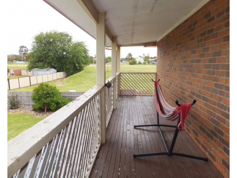 19-21 Johnston St, Orbost VIC 3888