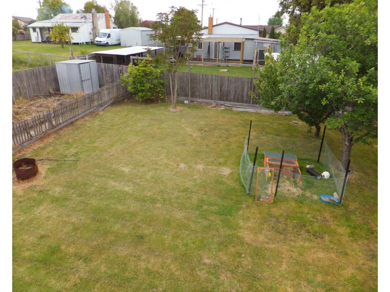 19-21 Johnston St, Orbost VIC 3888