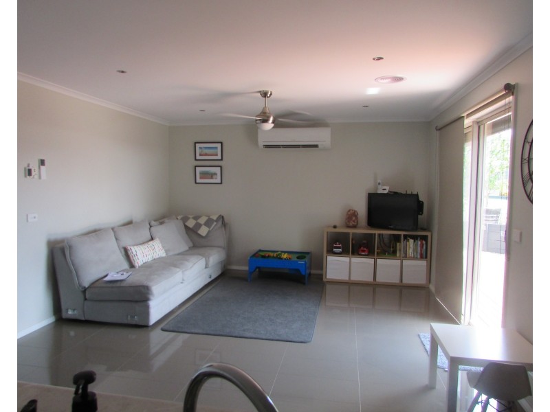 14 Village Fair Dr, Newlands Arm VIC 3875