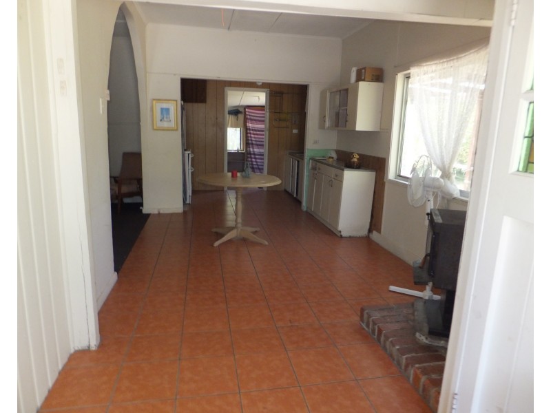 16 Gorge Rd, Nowa Nowa VIC 3887