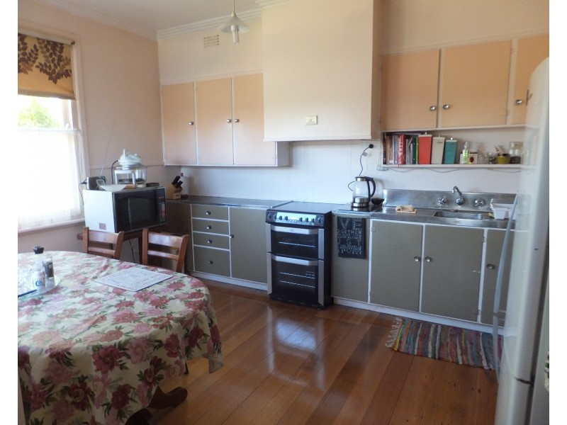 61 Stanley St, Orbost VIC 3888