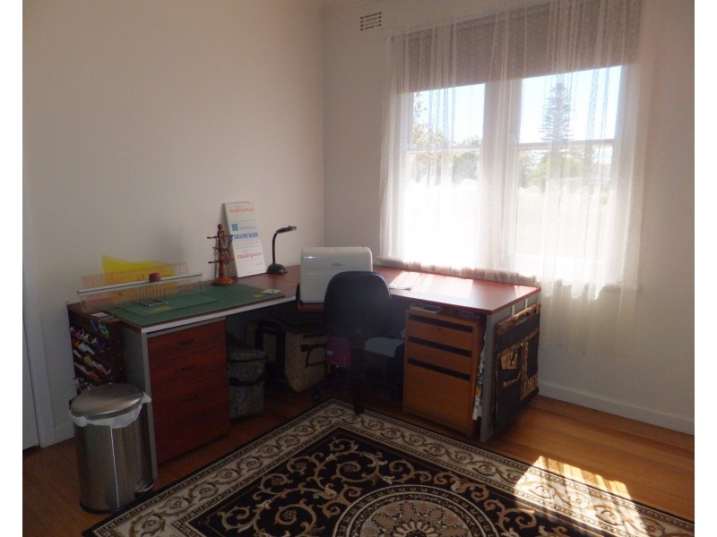 61 Stanley St, Orbost VIC 3888