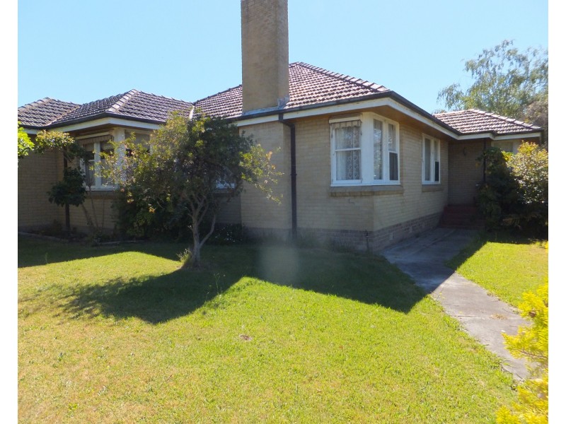 61 Stanley St, Orbost VIC 3888