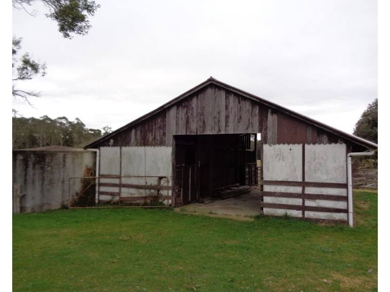 370 Bruthen Buchan Road, Nowa Nowa VIC 3887