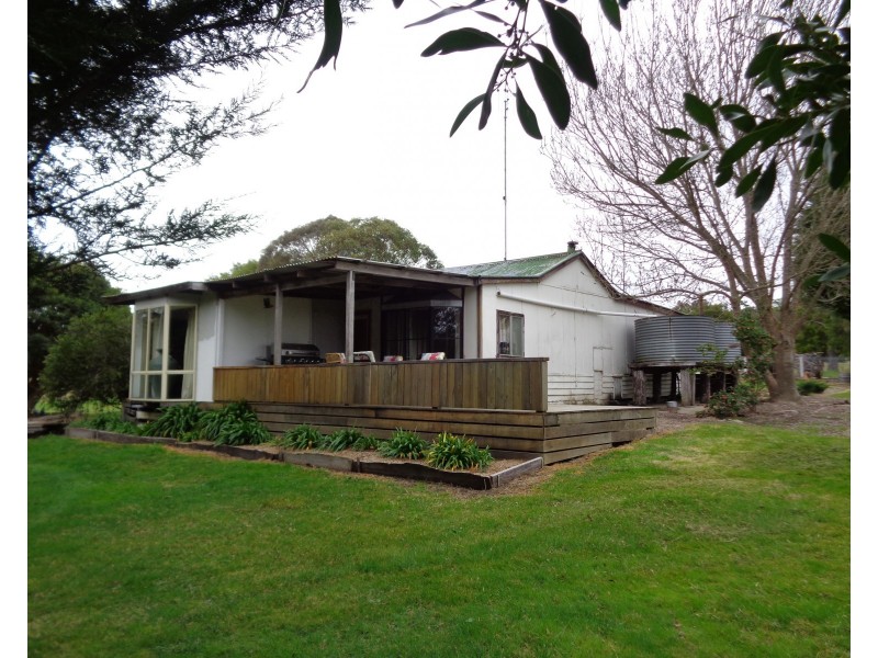 370 Bruthen Buchan Road, Nowa Nowa VIC 3887