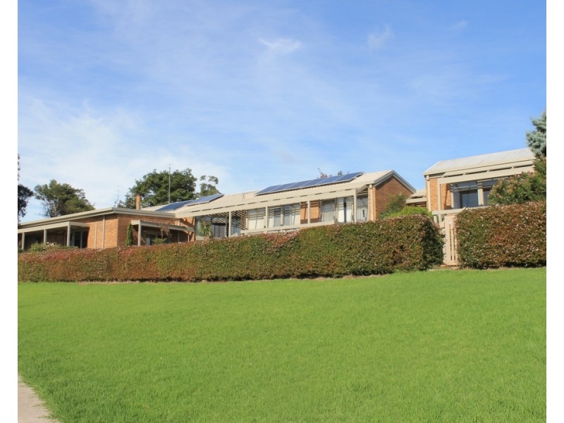 4 Patricia Street, Bairnsdale VIC 3875