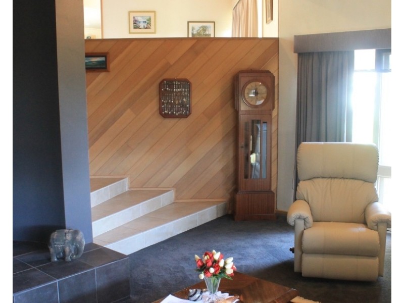 4 Patricia Street, Bairnsdale VIC 3875