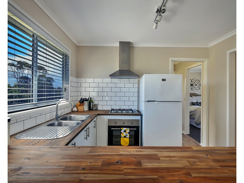 32 Albatross Road, Kalimna VIC 3909