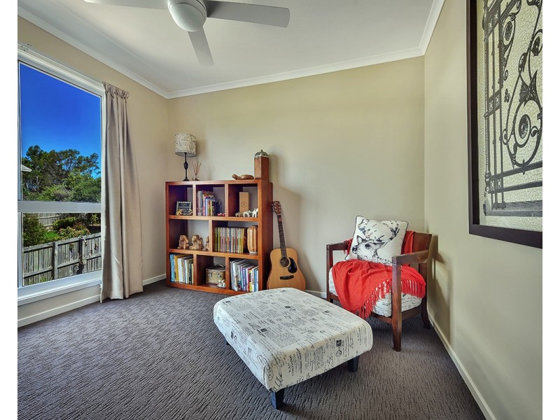 32 Albatross Road, Kalimna VIC 3909