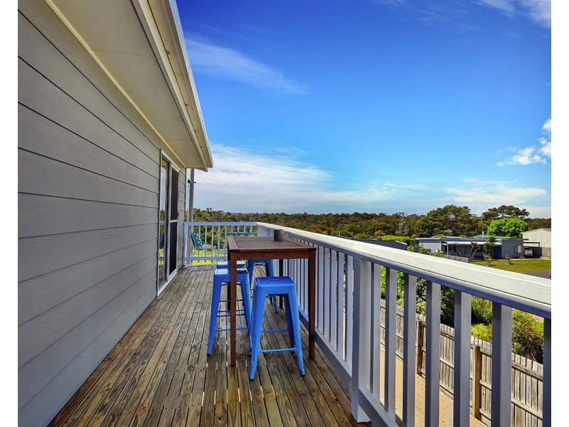 32 Albatross Road, Kalimna VIC 3909