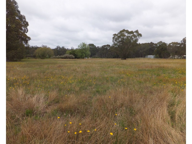 36 Fernbank Lindenow South Road, Lindenow South VIC 3875