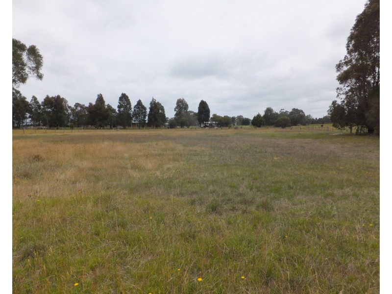 36 Fernbank Lindenow South Road, Lindenow South VIC 3875