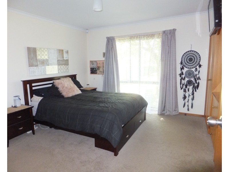 3 Allen Ct, Bairnsdale VIC 3875