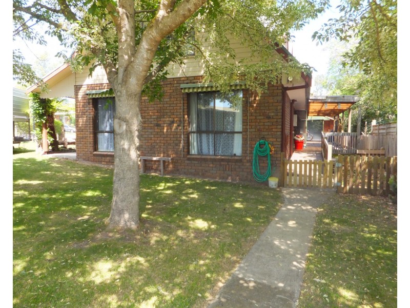 3 Allen Ct, Bairnsdale VIC 3875