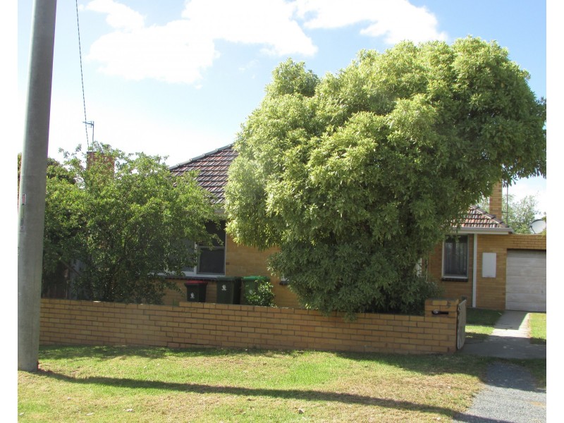 5 Dalmahoy St, Bairnsdale VIC 3875