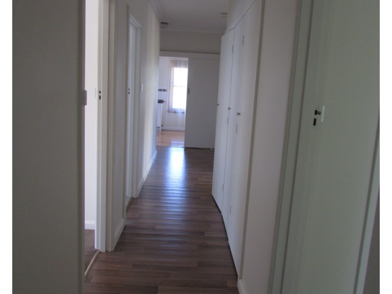 5 Dalmahoy St, Bairnsdale VIC 3875