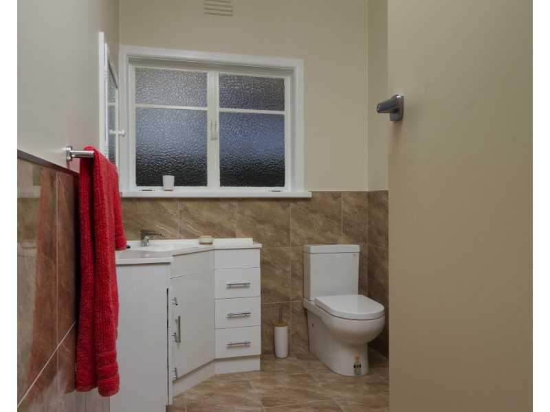 6 Moroney St, Bairnsdale VIC 3875