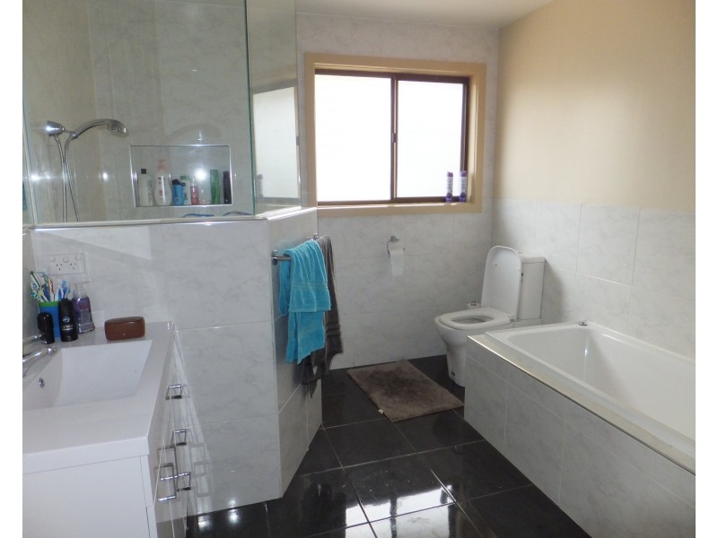 60 De Carlos Rd, Mount Taylor VIC 3875